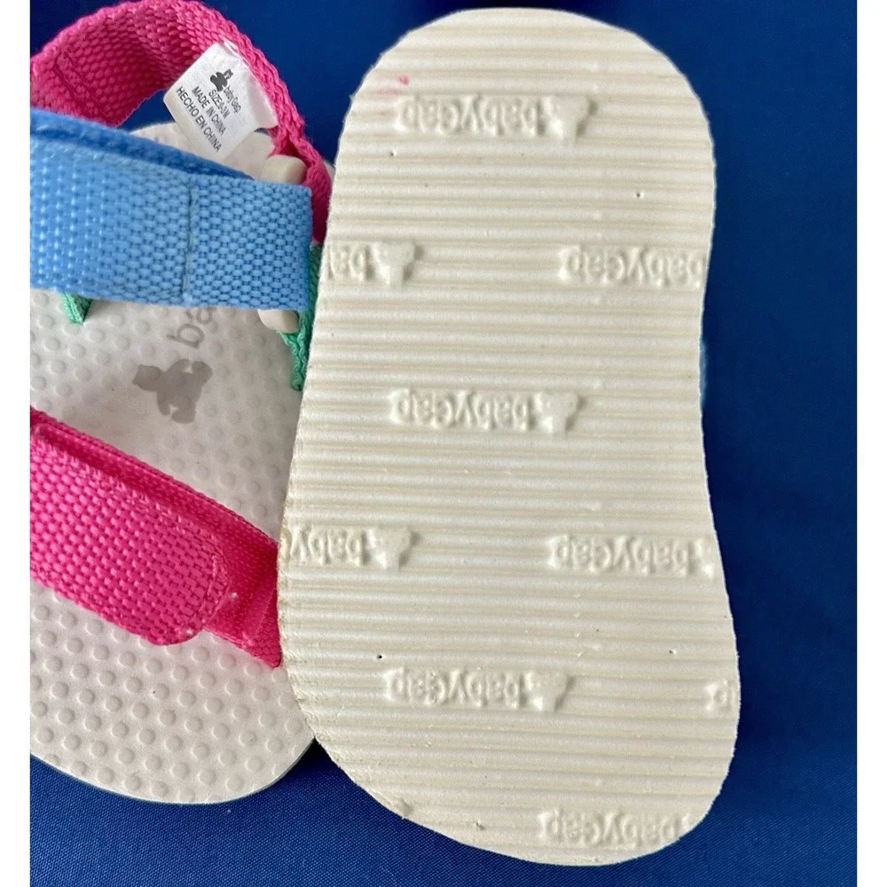 Baby Gap summer Pink Sandals Shoes Baby Girl 0-3 Months With Free Beach Hat EUC